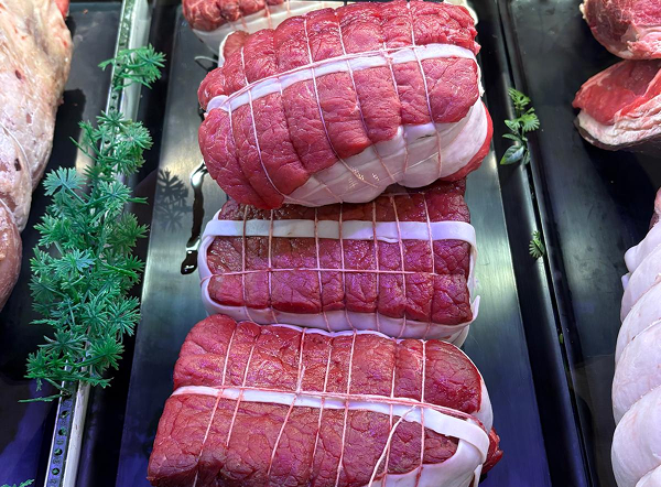 Boeuf limousin et boeuf angus à Sadirac (Gironde 33)